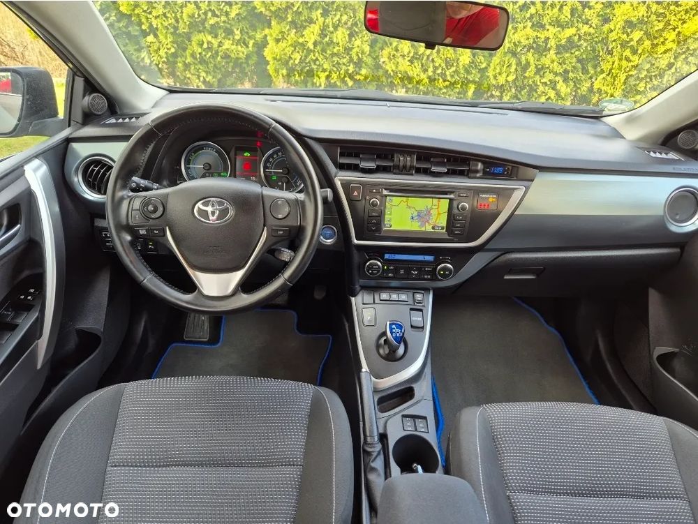 Toyota Auris 1.8 HSD Luna - 6