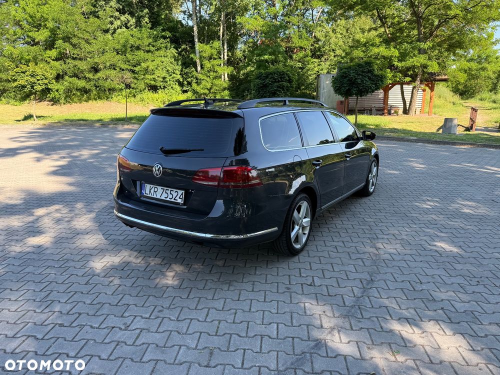 Volkswagen Passat 2.0 TDI Comfortline - 6