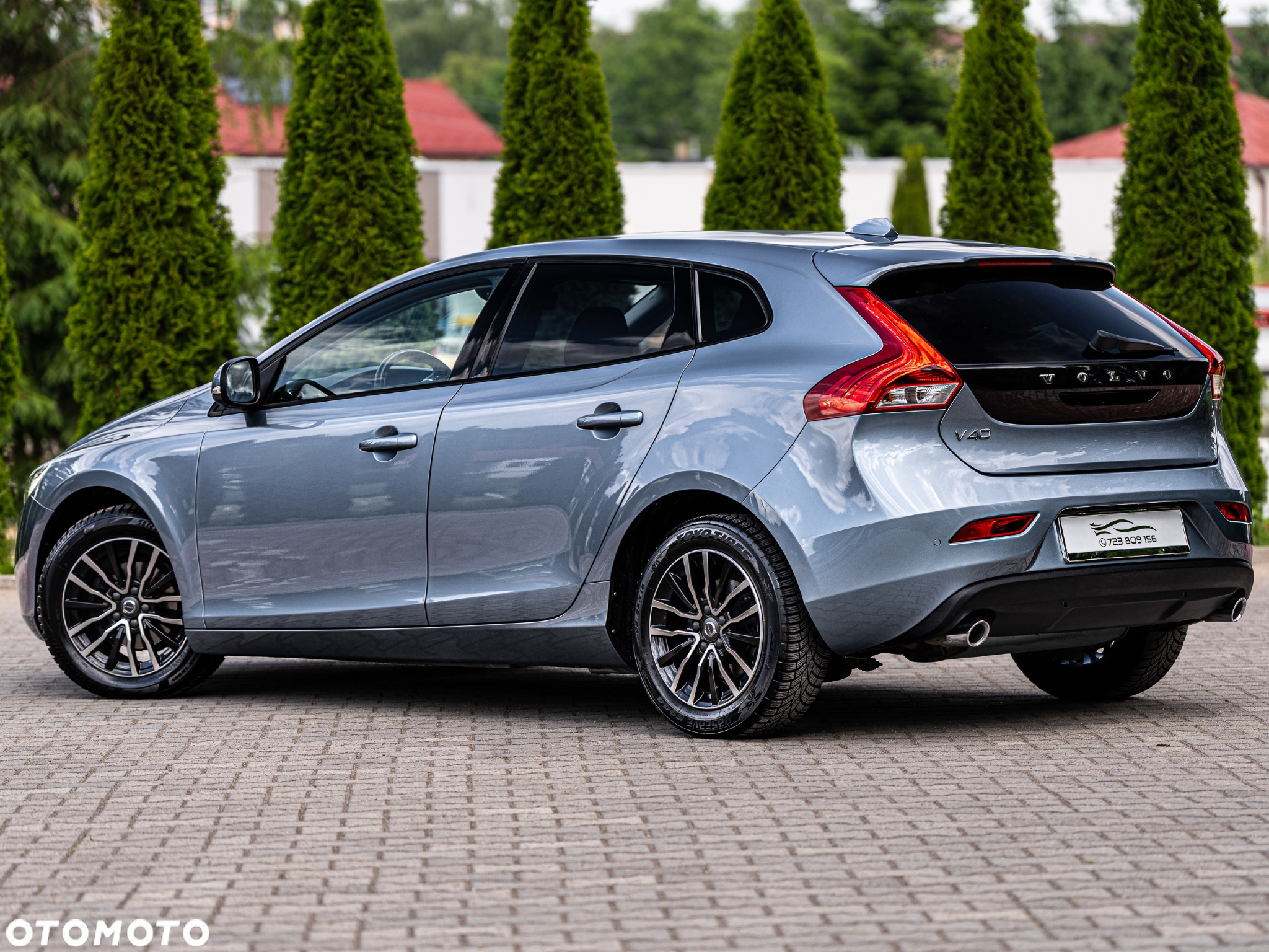 Volvo V40 D2 Drive-E Momentum - 16
