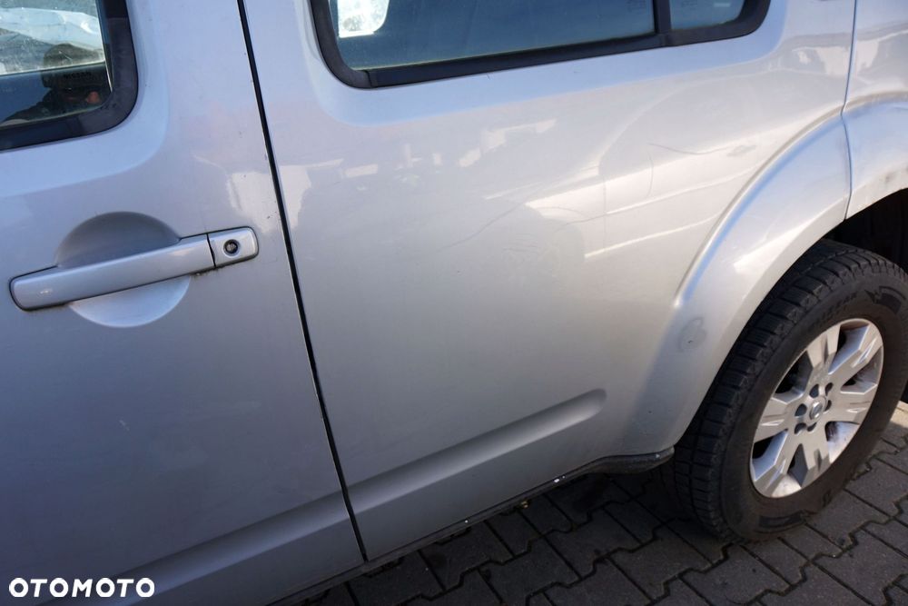 DRZWI TYLNE LEWE PATHFINDER III R51 KL0  SREBRNY NISSAN 2005-2014 - 2
