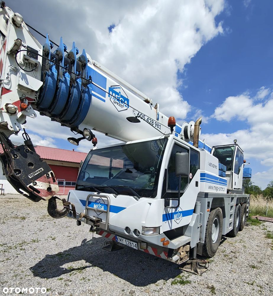 Liebherr LTM 1055/1 - 2