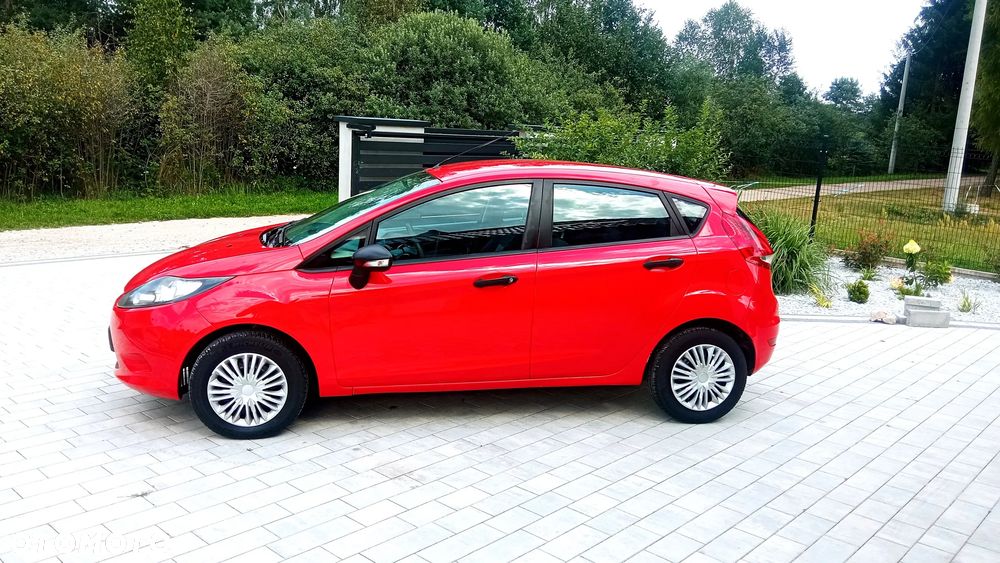 Ford Fiesta 1.4 TDCi Ambiente - 4