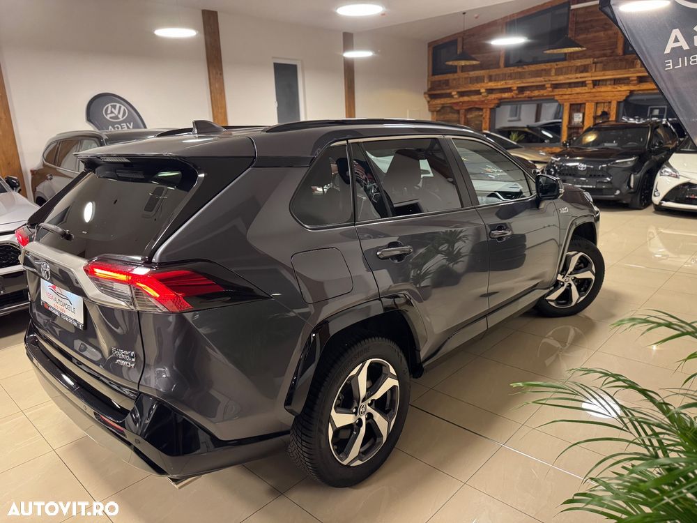 TOYOTA RAV4 2021 — imagine 2