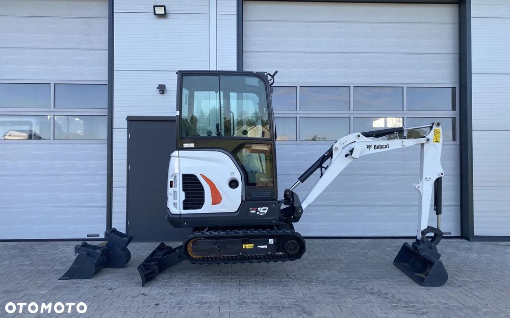 Bobcat E19 Minikoparka