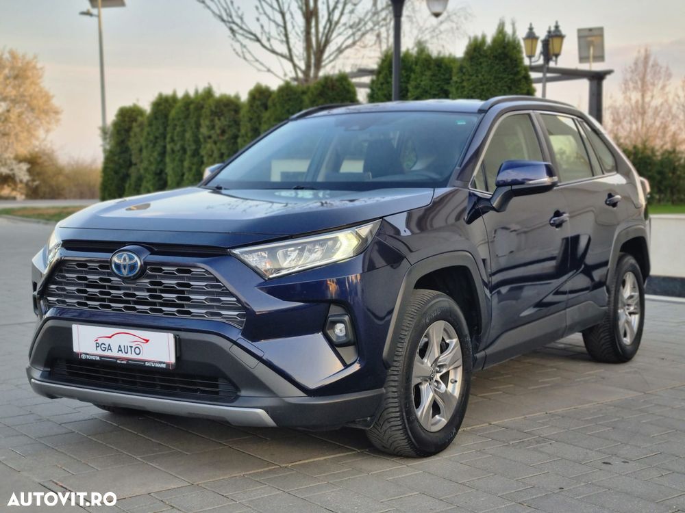 Toyota RAV4 - 6