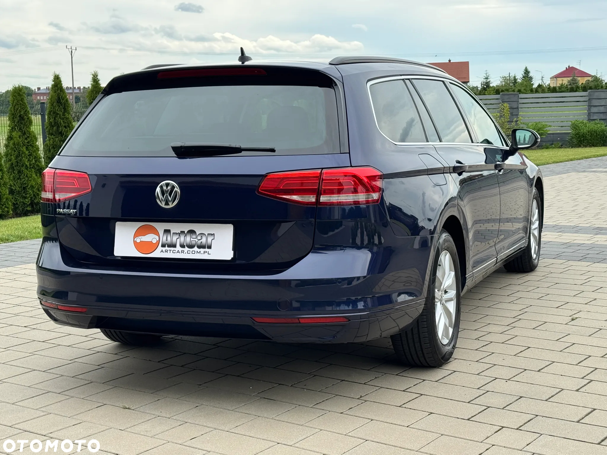 Volkswagen Passat 2.0 TDI BMT Highline - 9