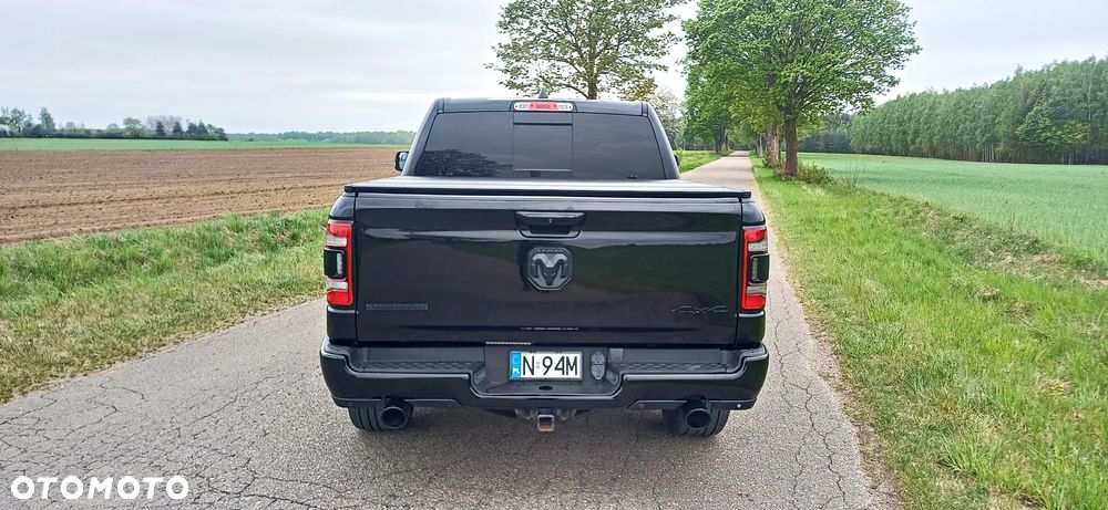RAM 1500 5.7 Crew Cab Bighorn - 8