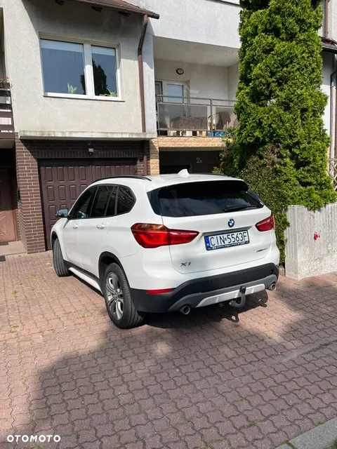 BMW X1 xDrive18d - 3