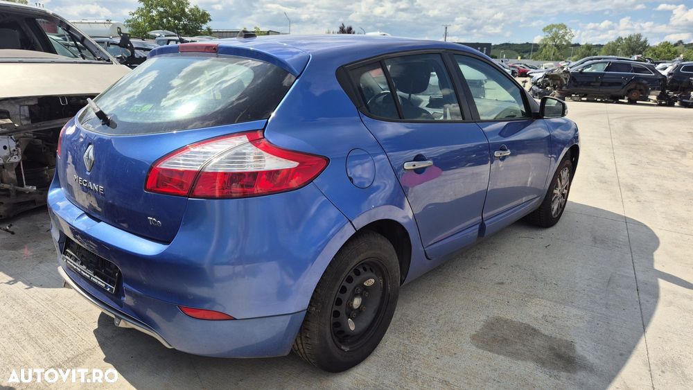 Dezmembram Renault Megane 3 Facelift 2015 1.2tce H5F - 3