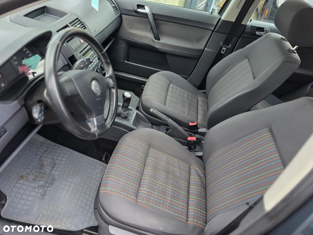 Volkswagen Polo 1.4 TDI Comfortline - 6