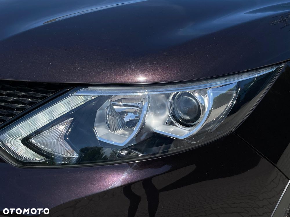 Nissan Qashqai 1.2 DIG-T N-Vision - 35