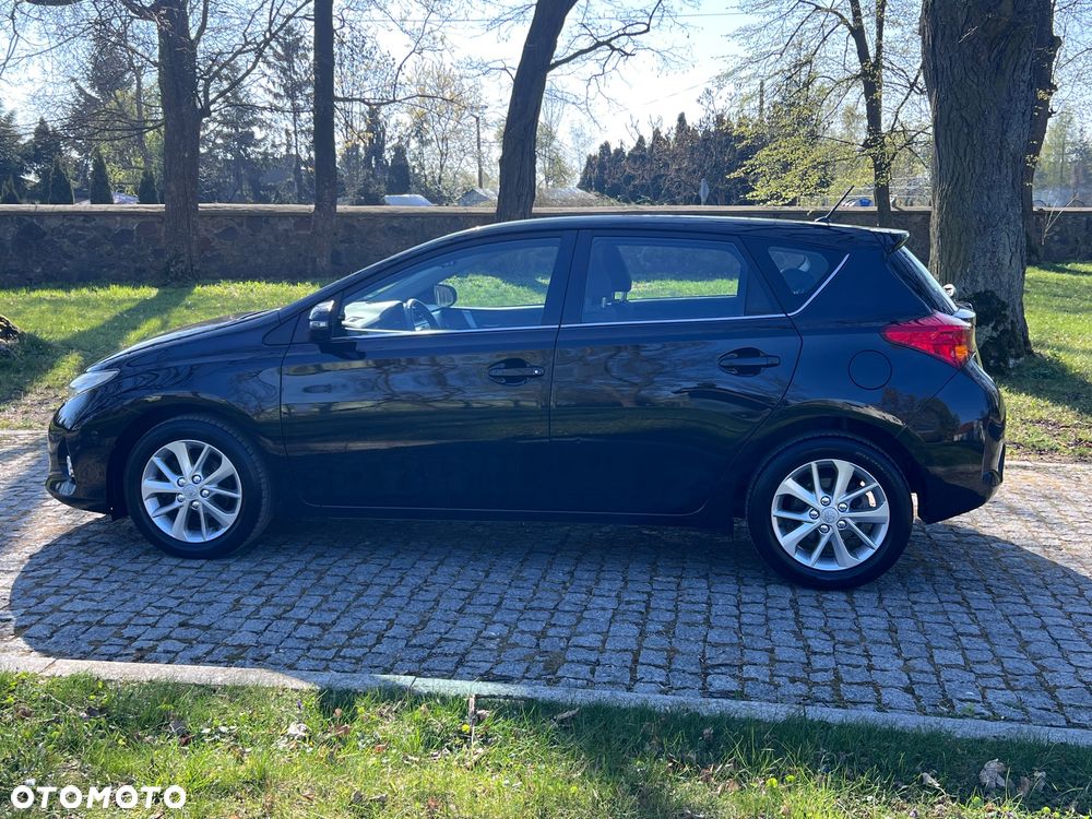 Toyota Auris 1.6 Valvematic Comfort - 10
