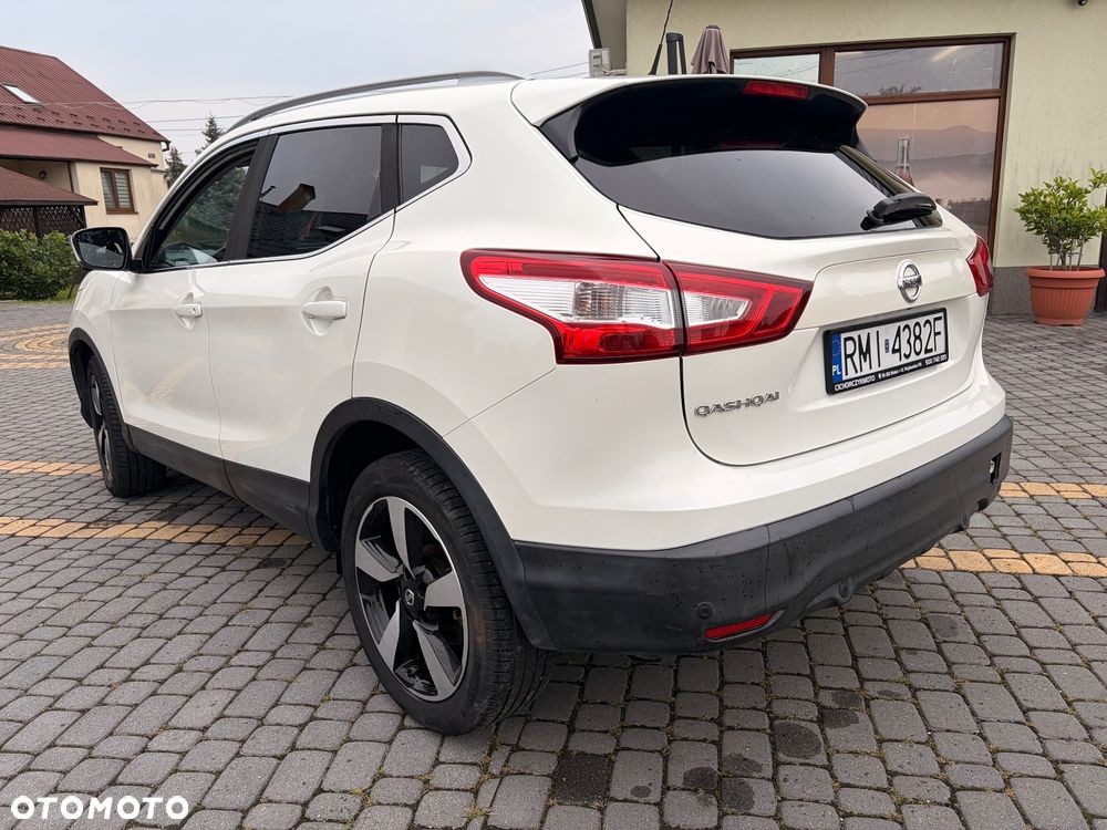 Nissan Qashqai 1.2 DIG-T Tekna EU6 - 5