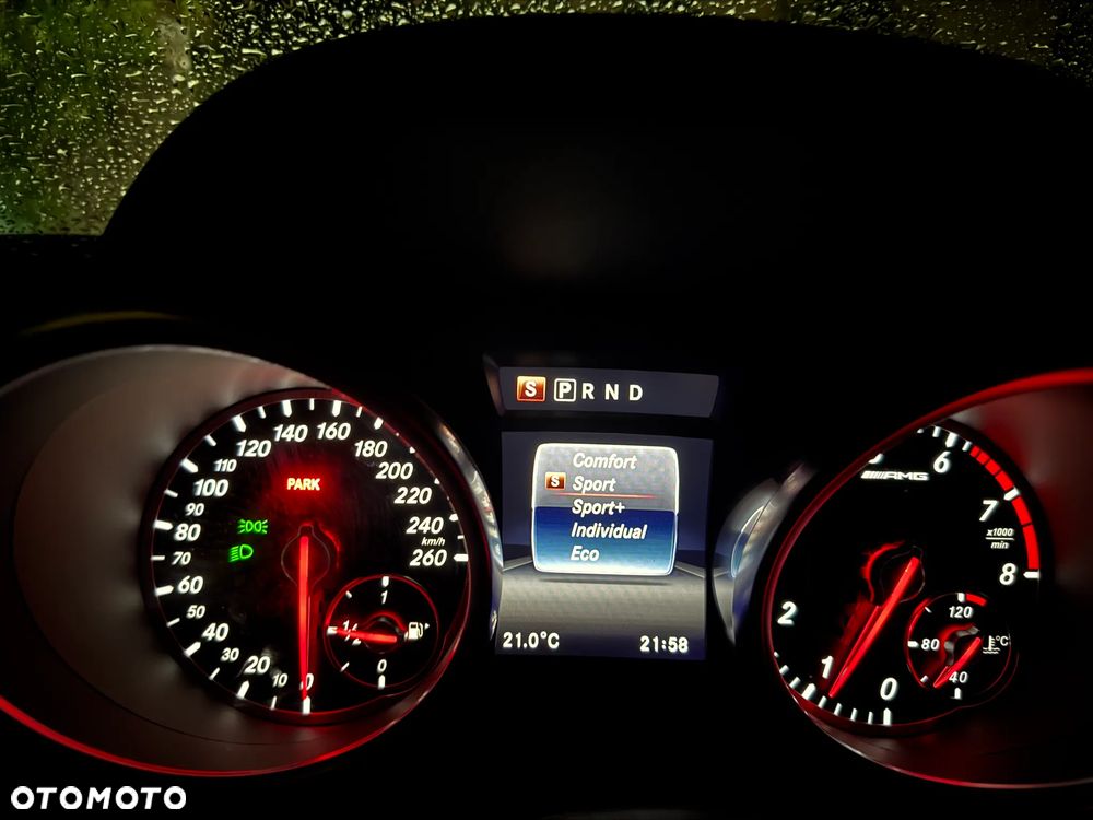 Mercedes-Benz SLC 300 9G-TRONIC Final Edition - 8