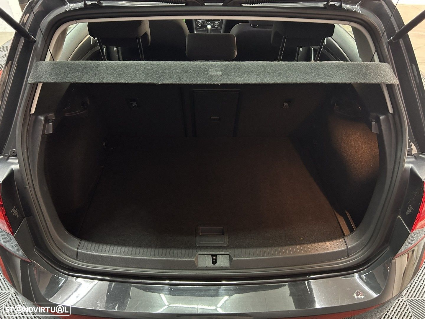 VW e-Golf AC/DC - 16