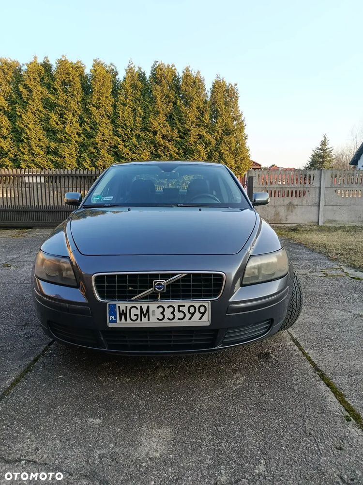 Volvo S40 1.8 Momentum - 4