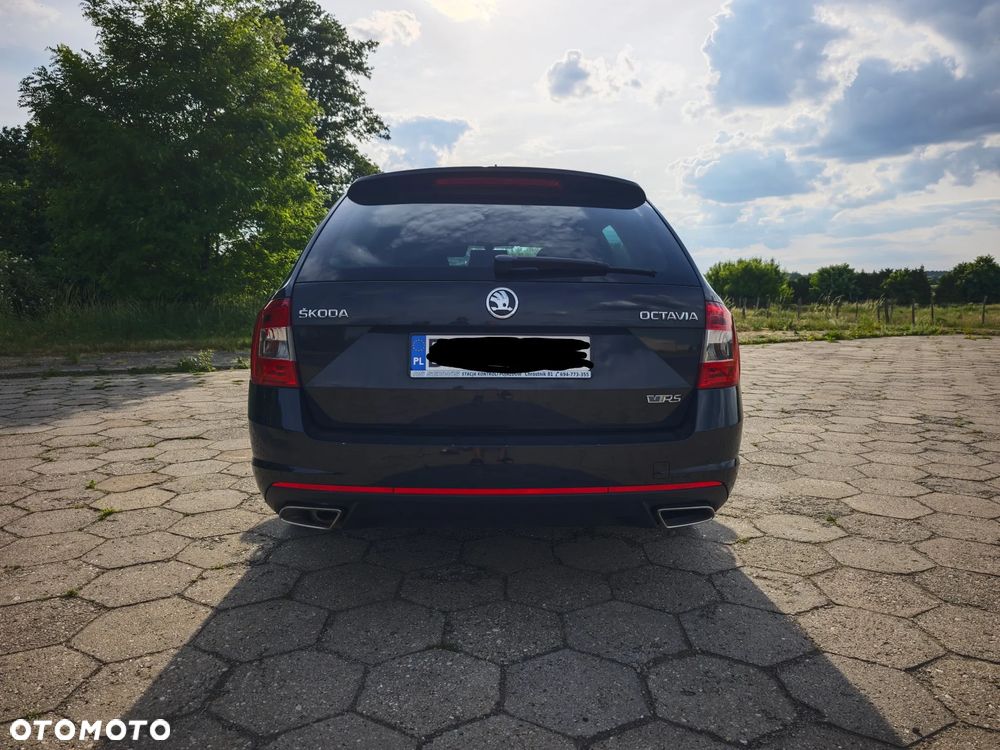Skoda Octavia 2.0 TDI RS DSG - 7