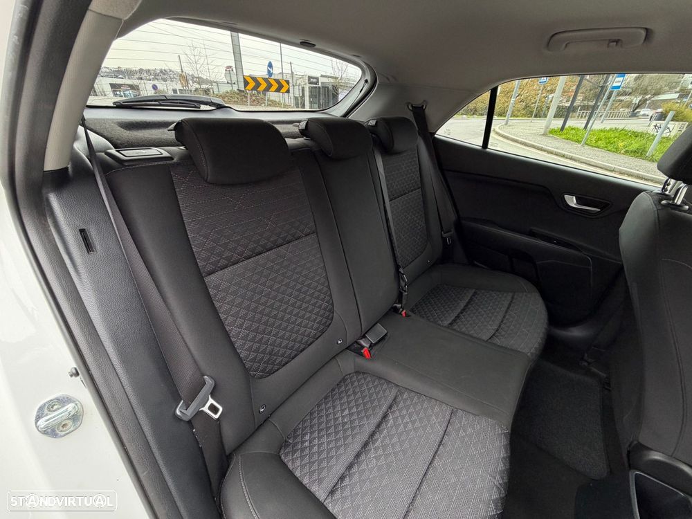 Kia Rio 1.0 T-GDi Drive - 36