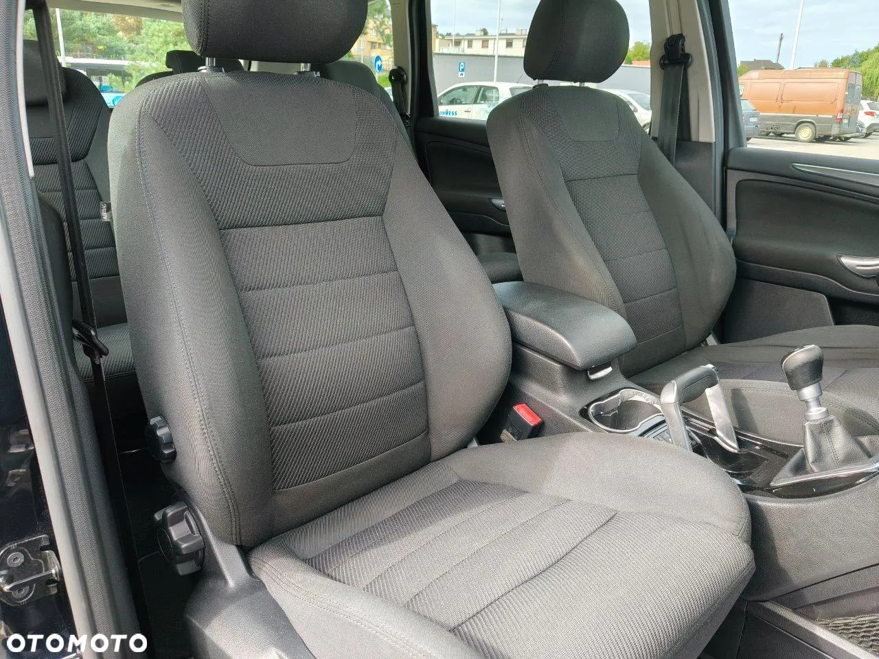 Ford S-Max 2.0 TDCi DPF Titanium - 11