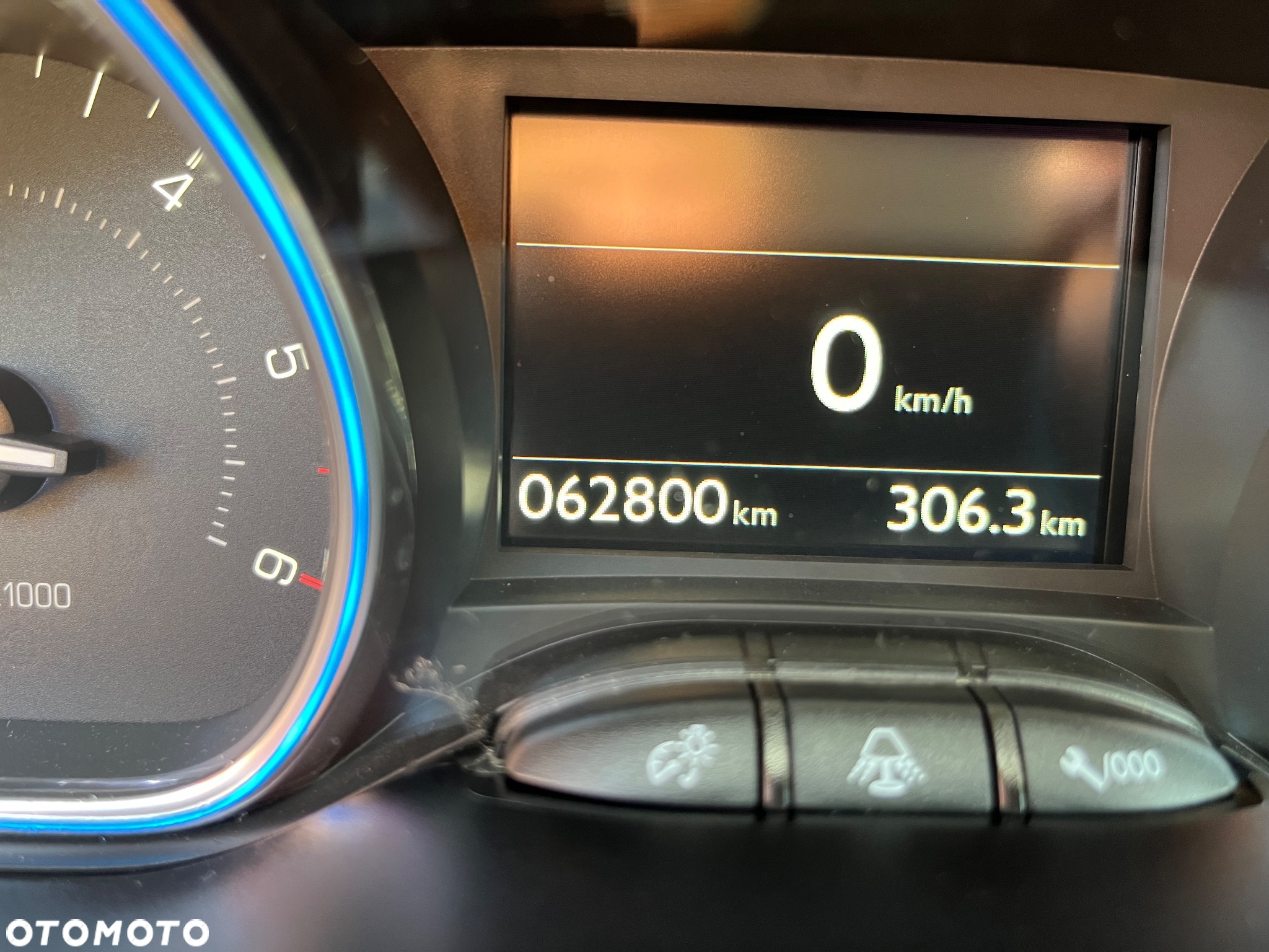 Peugeot 2008 1.5 BlueHDi Active - 28