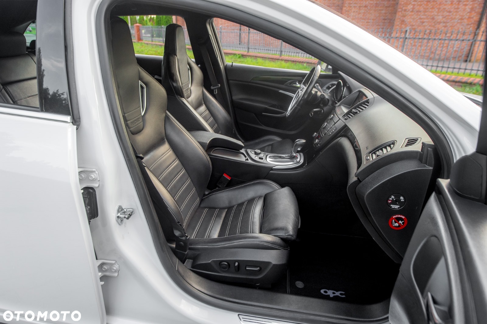 Opel Insignia 2.8 V6 Turbo Sports Tourer 4x4 Automatik OPC - 38