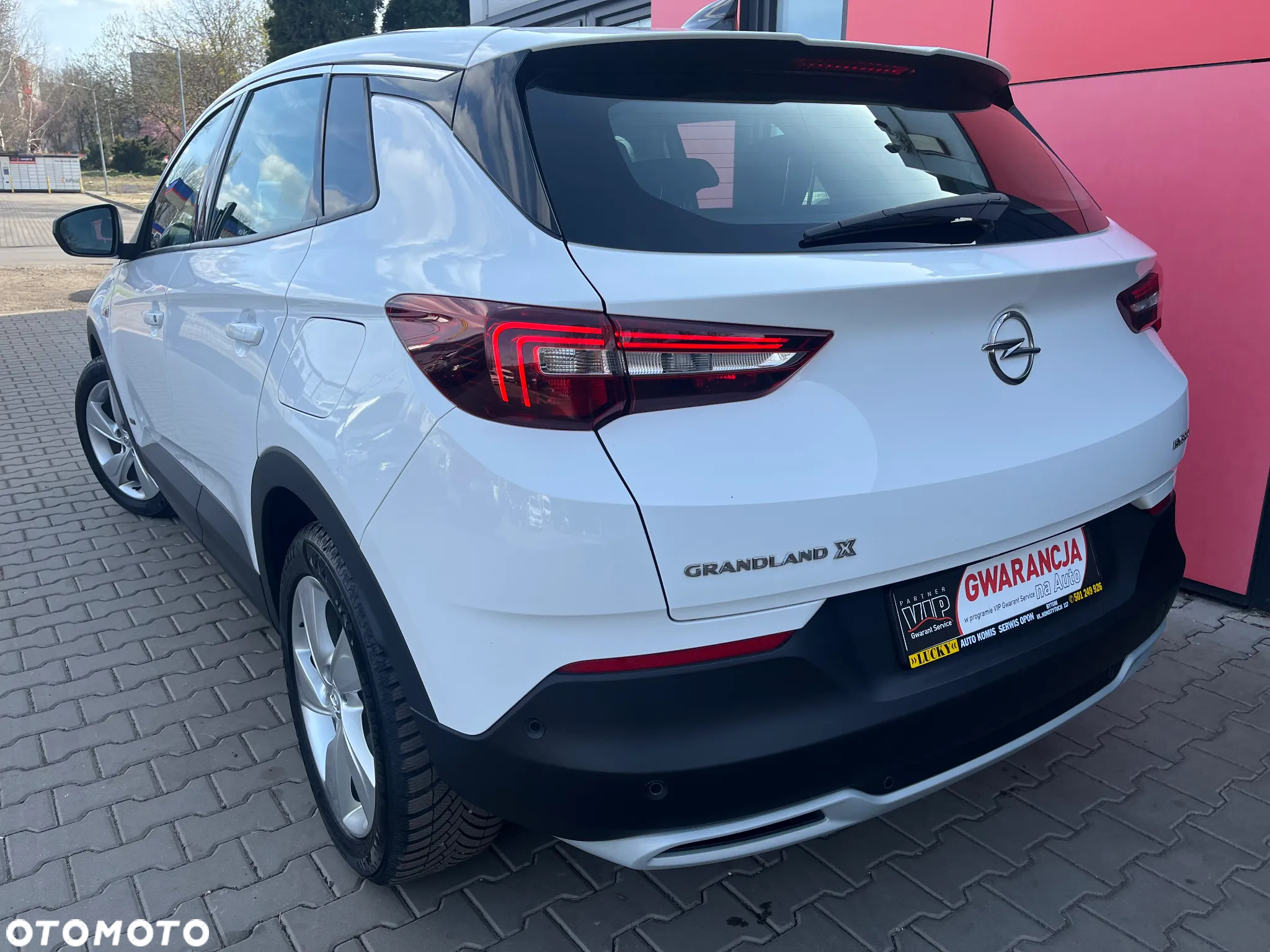 Opel Grandland X Plug-in-Hybrid 1.6 DI Start/Stop Business Edition - 8