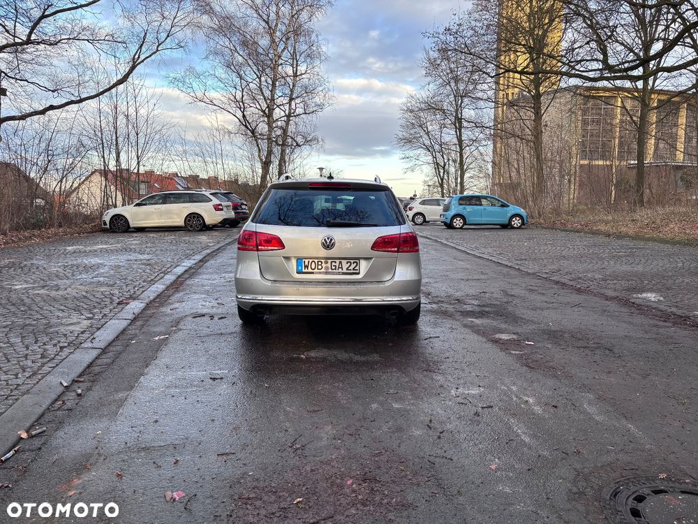 Volkswagen Passat 2.0 TDI DPF Highline DSG - 2