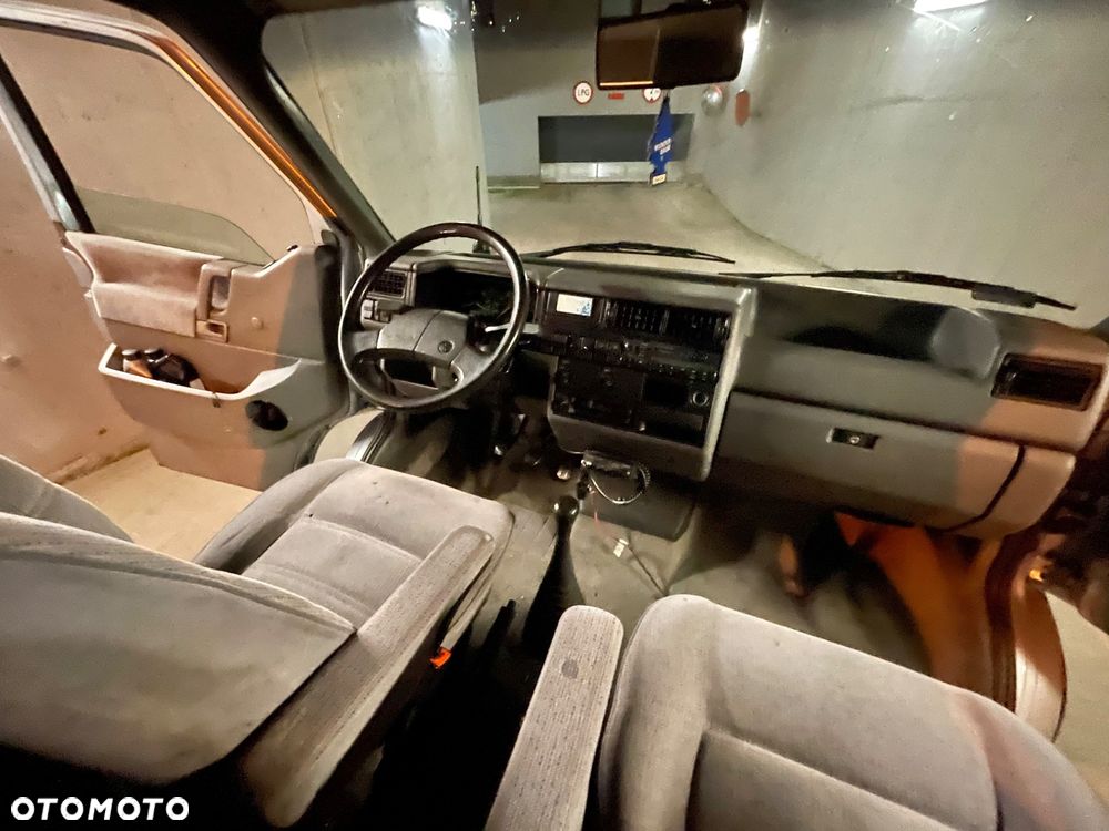 Volkswagen Multivan - 19