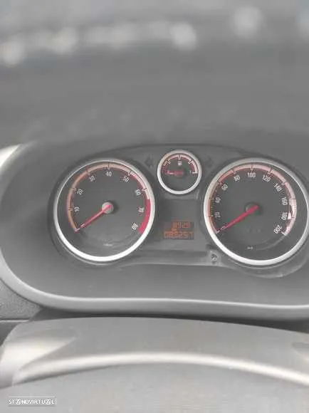 Opel Corsa 1.2 Cosmo - 10