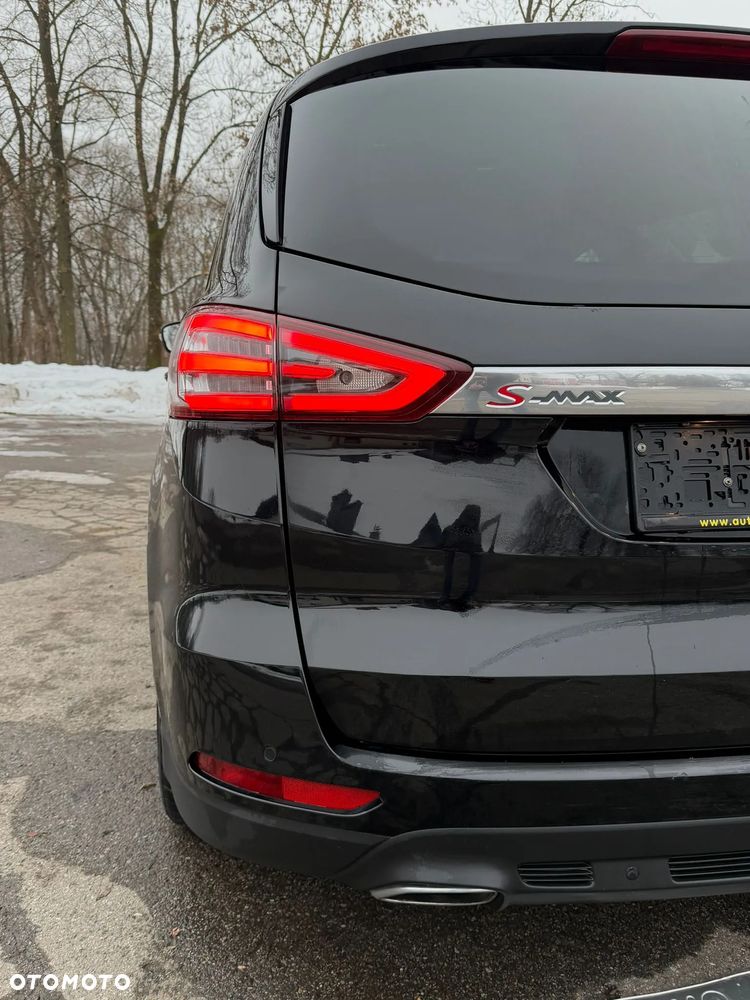 Ford S-Max 2.0 TDCi Titanium PowerShift - 12