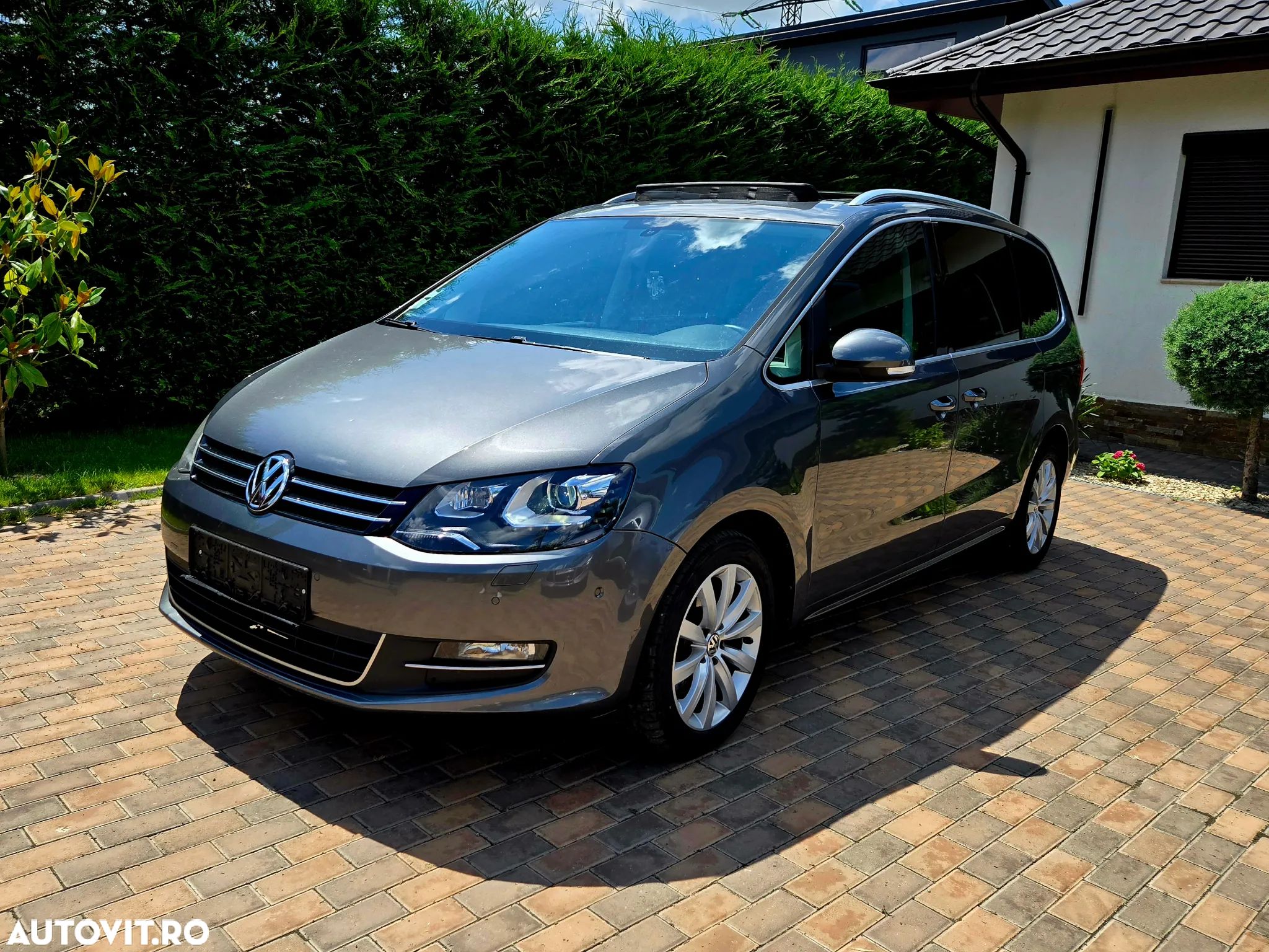 Volkswagen Sharan 2.0 TDI DSG Blue Motion Highline - 1