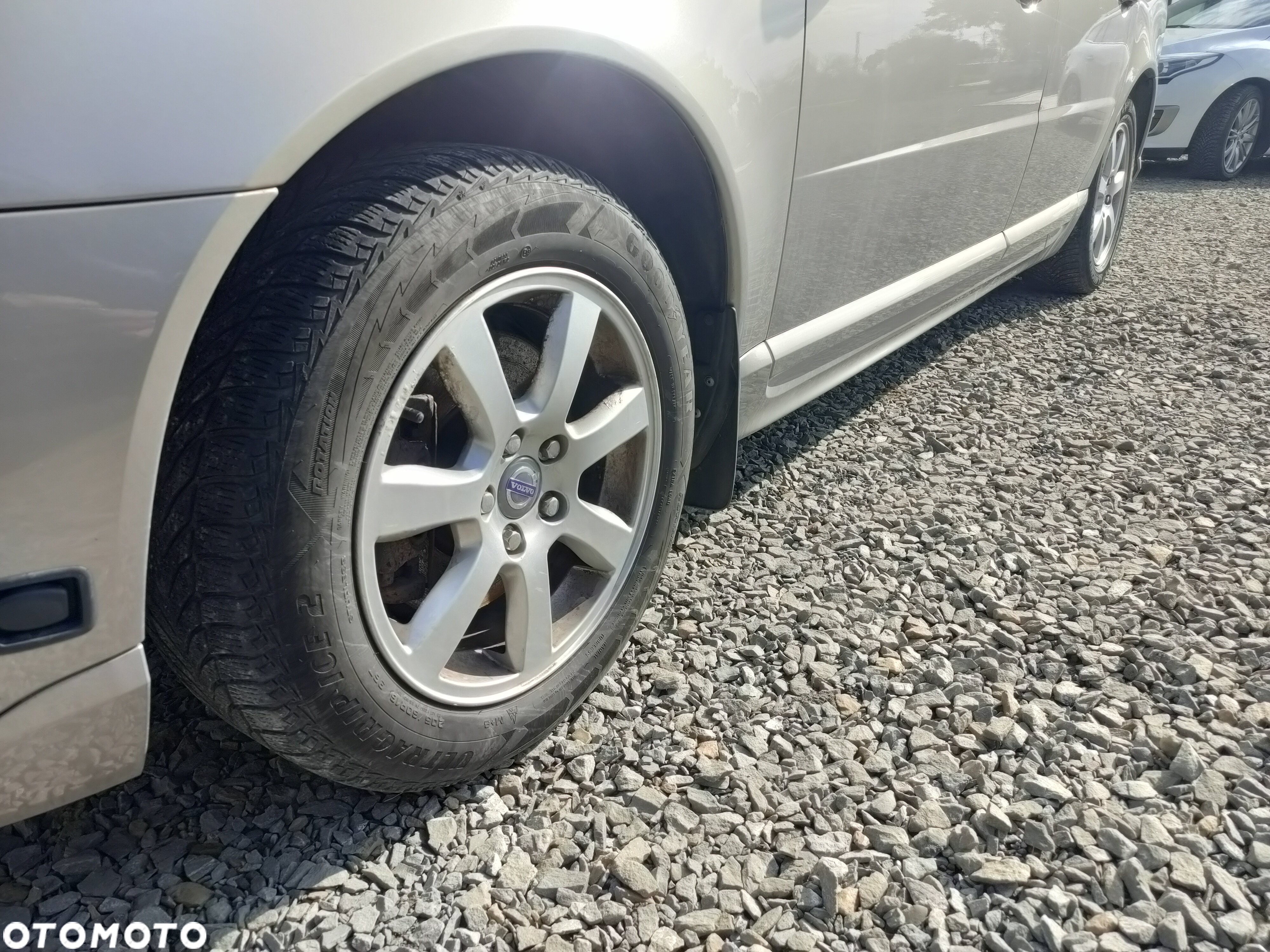 Volvo V70 2.0 Momentum - 8
