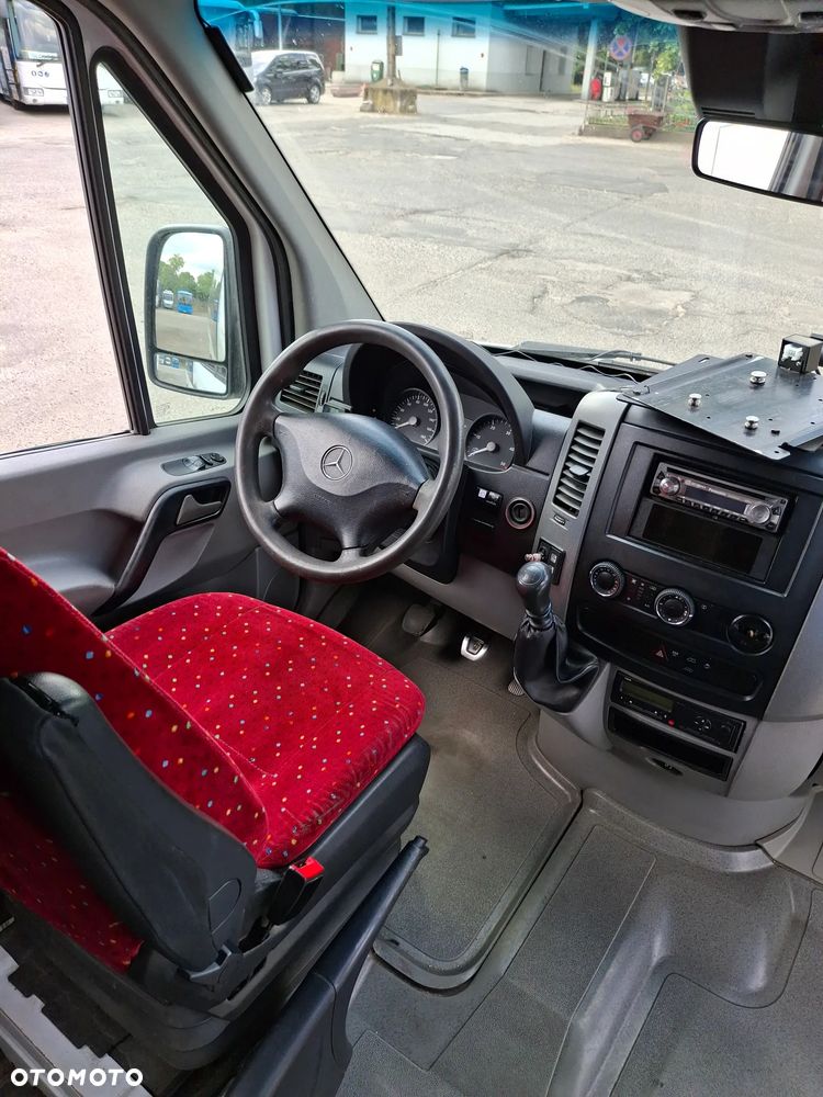 Mercedes-Benz Sprinter - 3
