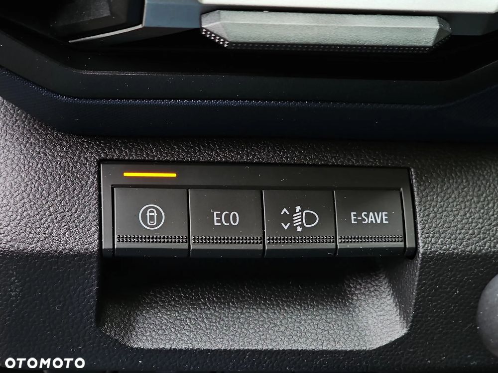 Dacia Duster 1.6 Full Hybrid 140 Journey MMT - 17