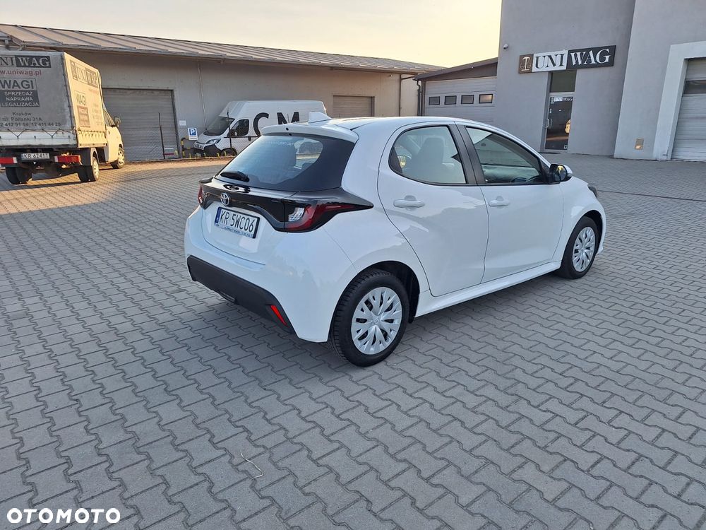 Toyota Yaris 1.5 Comfort - 6
