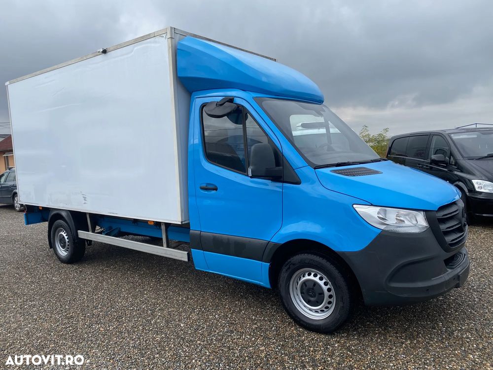 Mercedes-Benz SPRINTER - 6