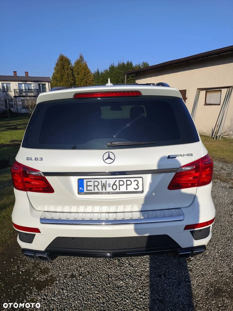 Mercedes-Benz GL - 6