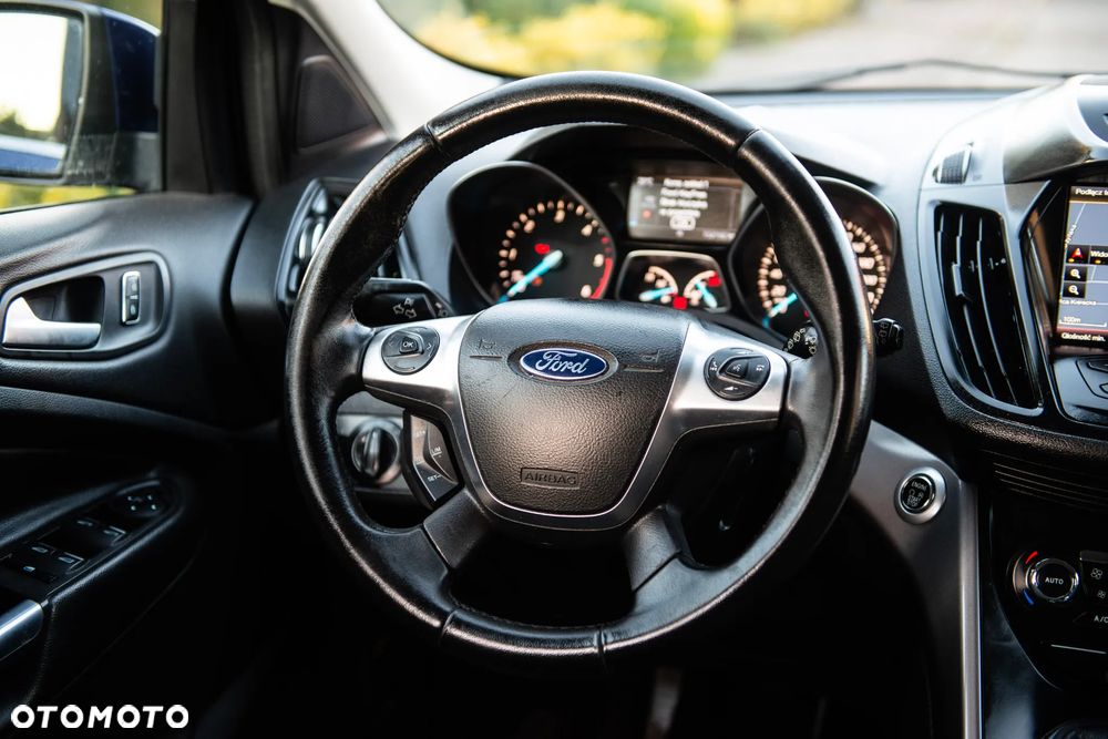 Ford Kuga 2.0 TDCi 4x4 Titanium - 31