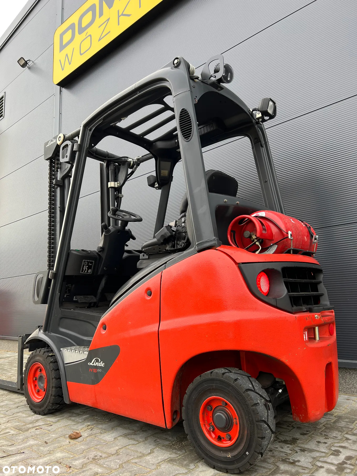 Linde H16T-01 - 9