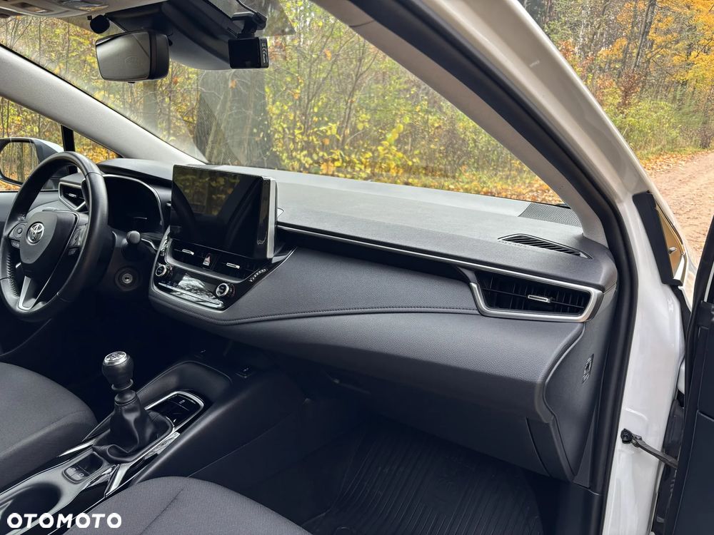 Toyota Corolla 1.6 Comfort - 18