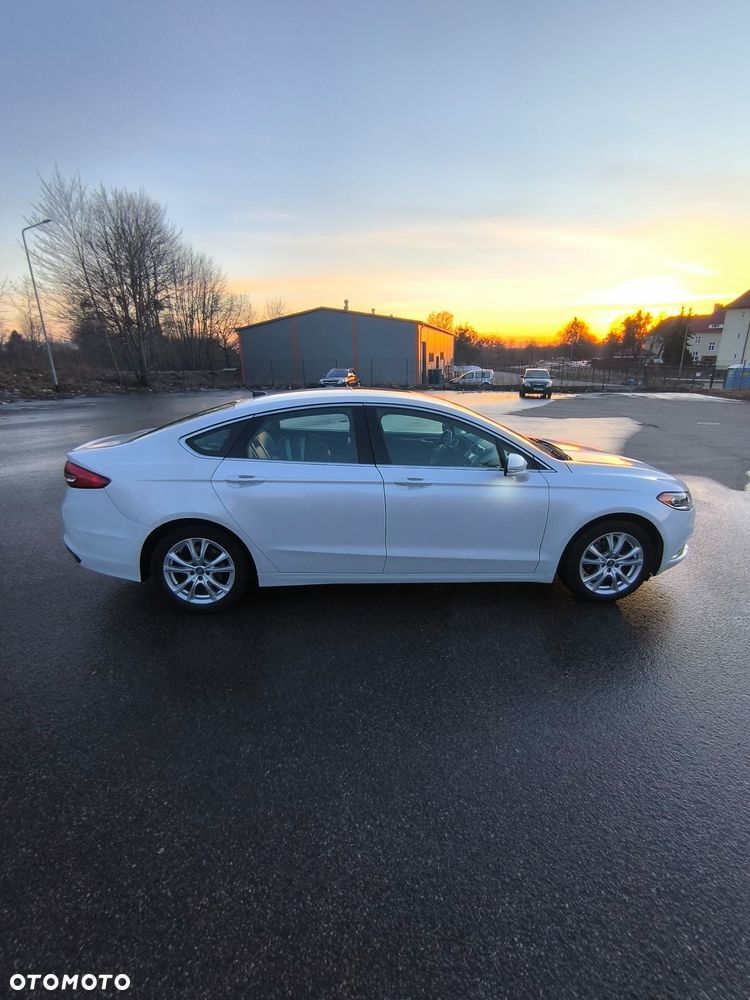 Ford Fusion - 9