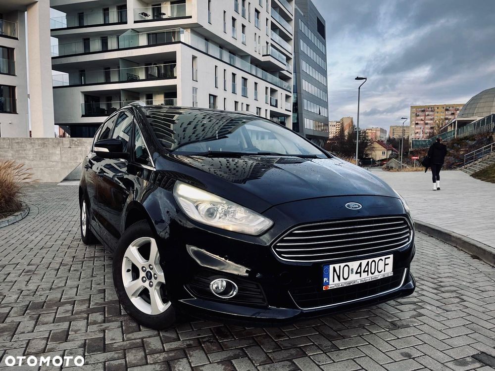 Ford S-Max 2.0 EcoBlue Titanium - 1