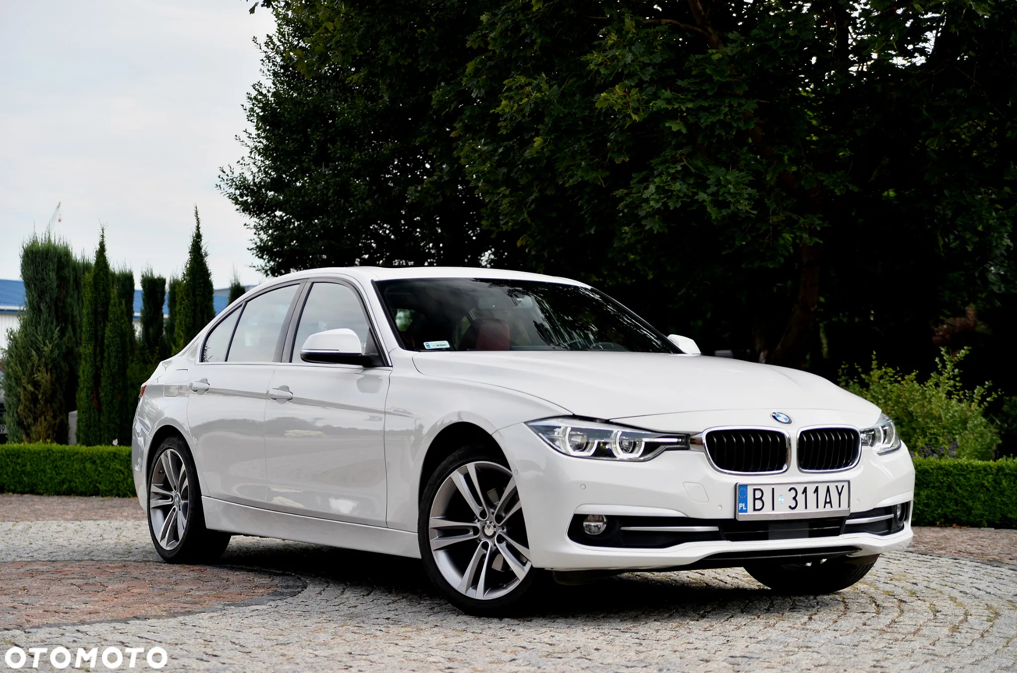 BMW Seria 3 330i xDrive Sport Line - 3