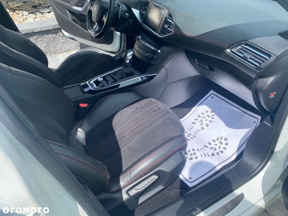 Peugeot 308 BlueHDi 180 EAT6 GT - 15