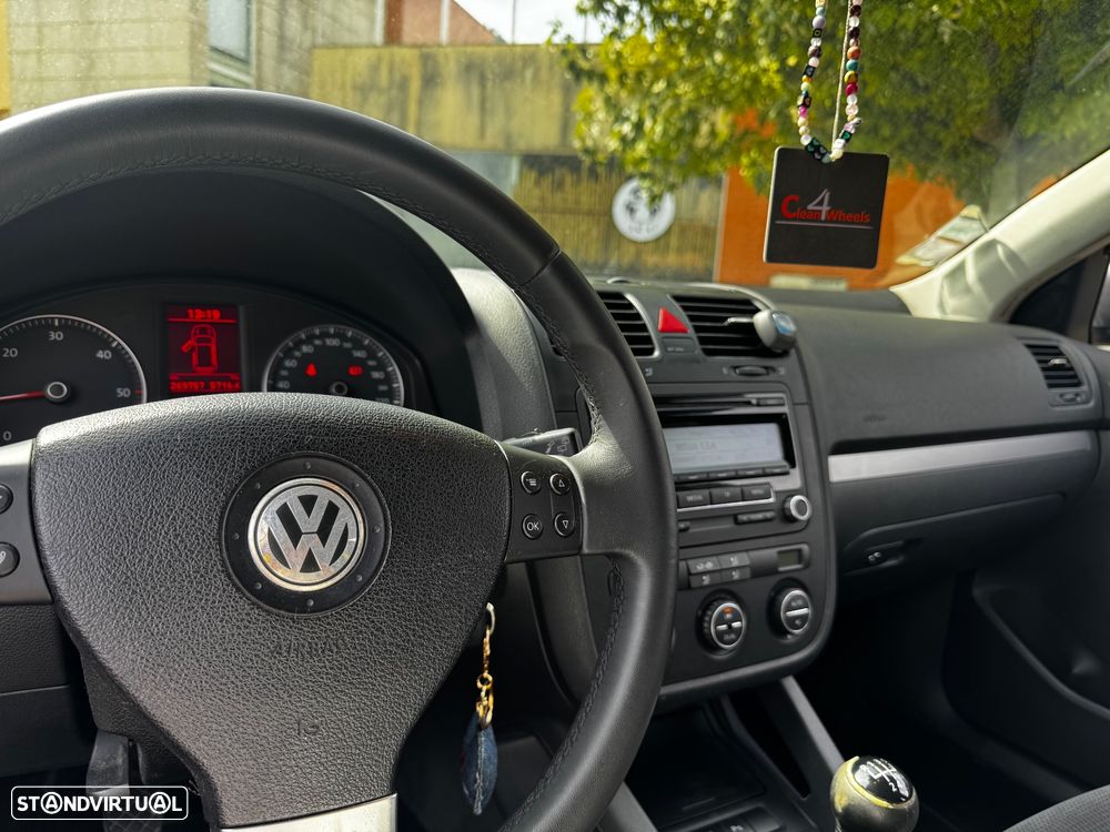 VW Golf Variant - 14