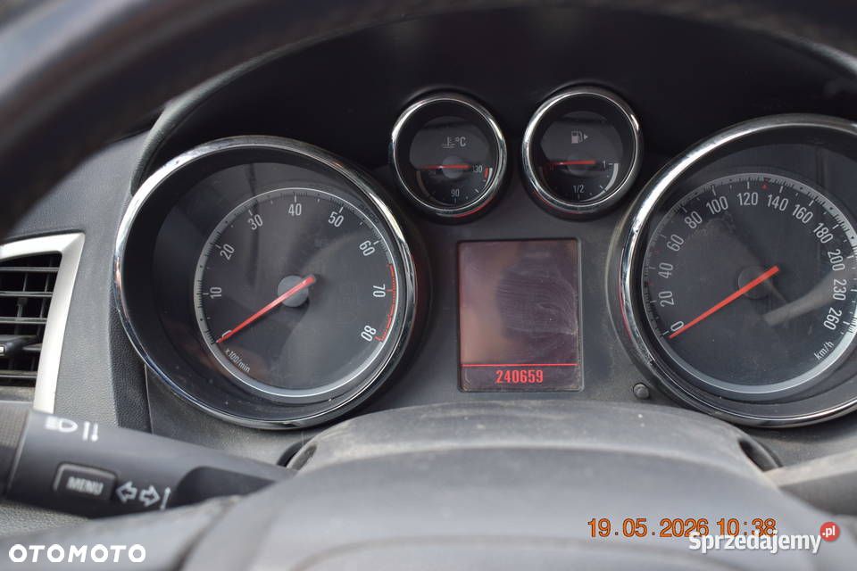 Opel Astra 1.4 T Cosmo - 6