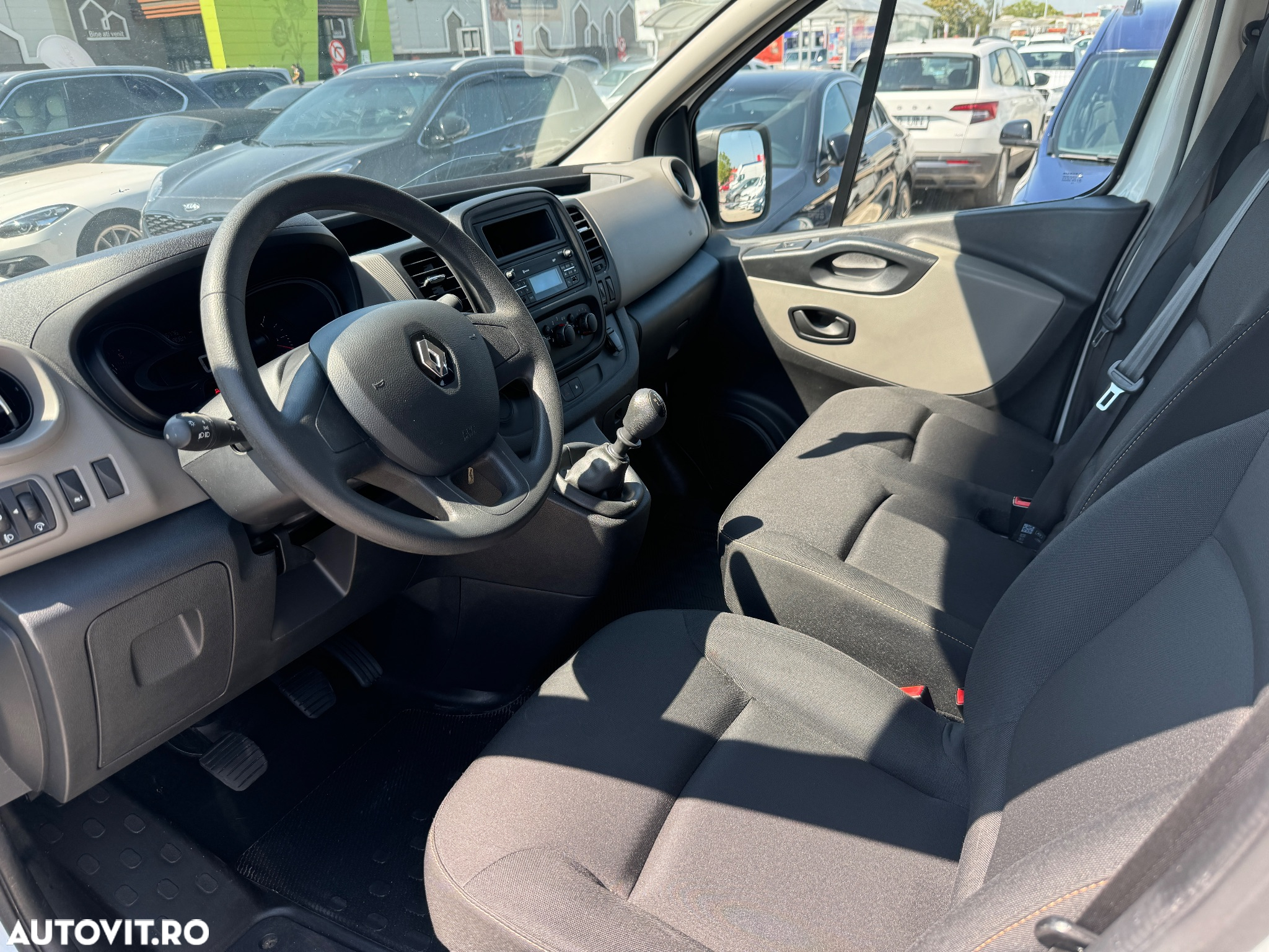 Renault Trafic - 7