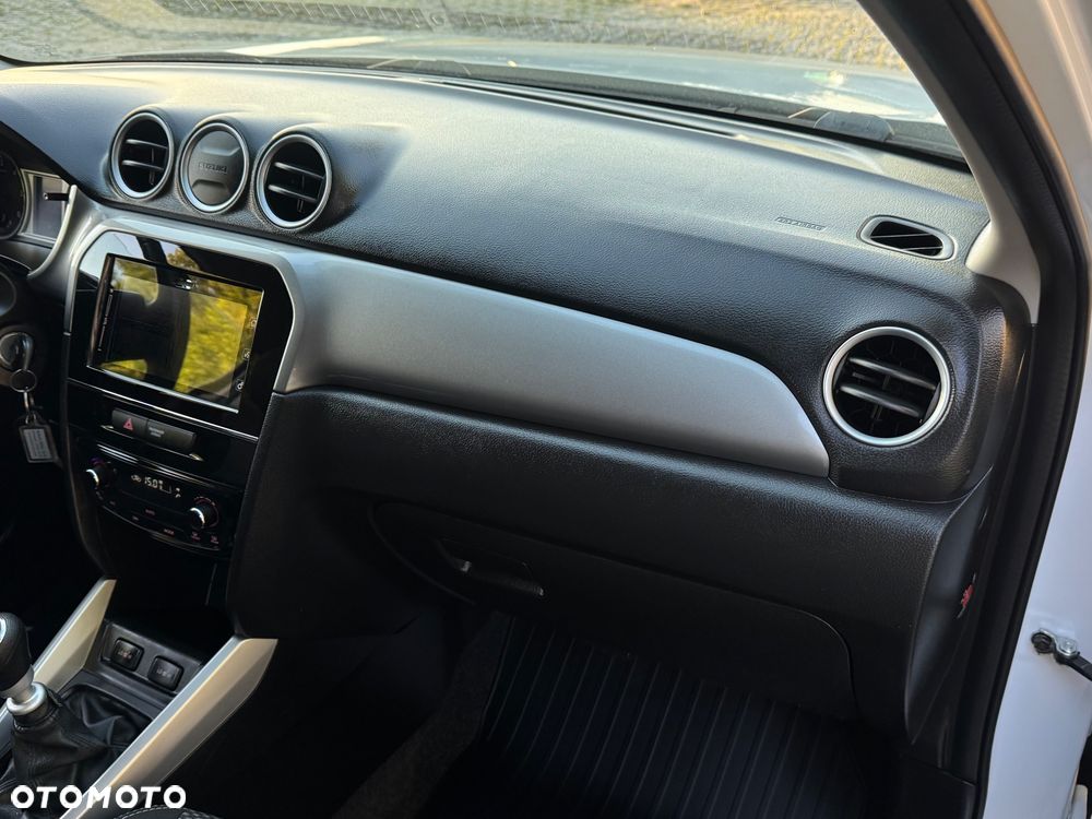 Suzuki Vitara 1.6 DDiS (4x2) Comfort+ - 26