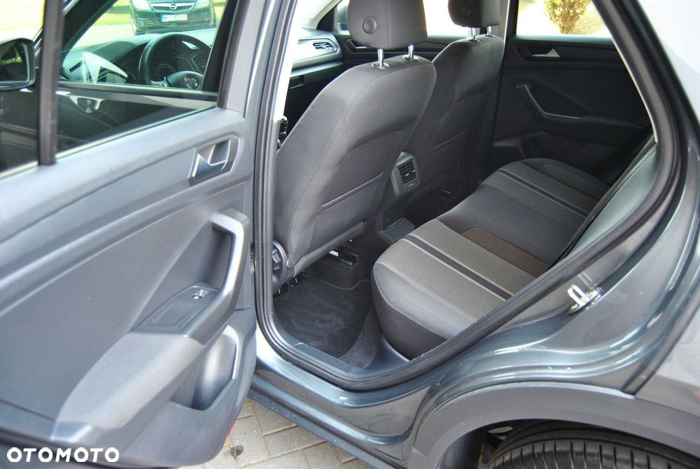 Volkswagen T-Roc 1.5 TSI Final Edition - 12