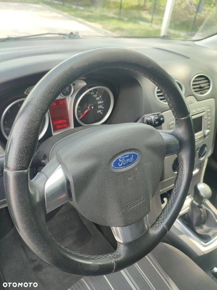 Ford Focus - 9